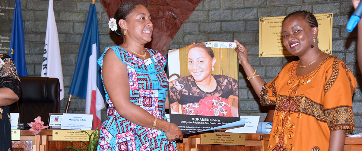Journée Internationale de la femme à Mayotte : « La marraine en action »