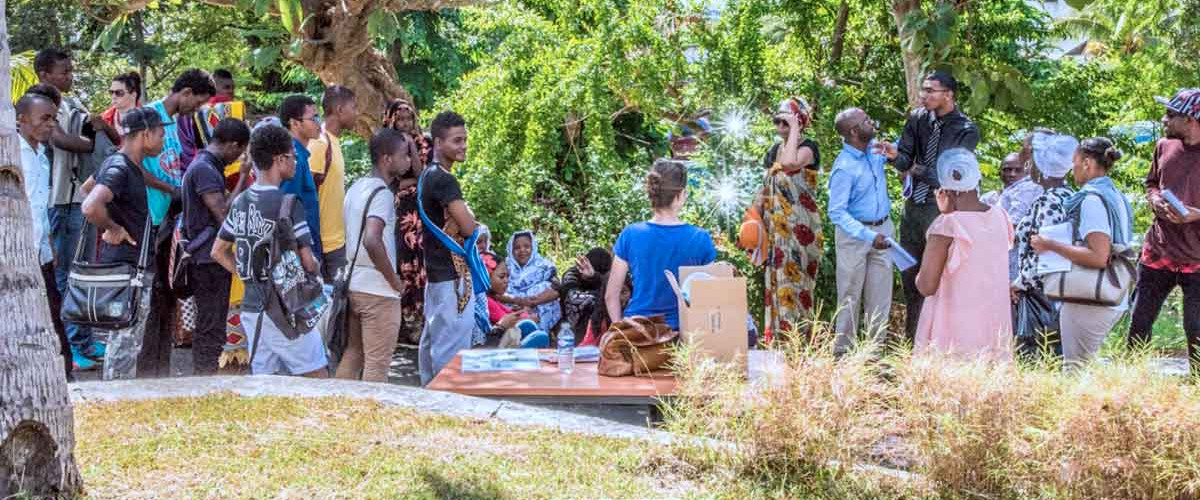 Visite du Site historique de Dzaoudzi par la Terminale «Arabe» du Lycée de Sada