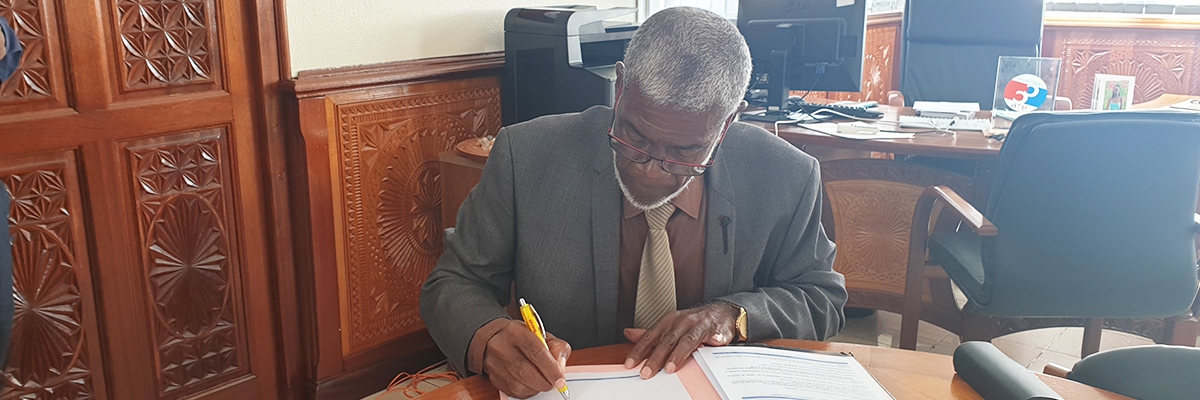 Projet de loi 4D : le président Soibahadine Ibrahim Ramadani et    les élus de Mayotte répondent au ministre des outre-mer