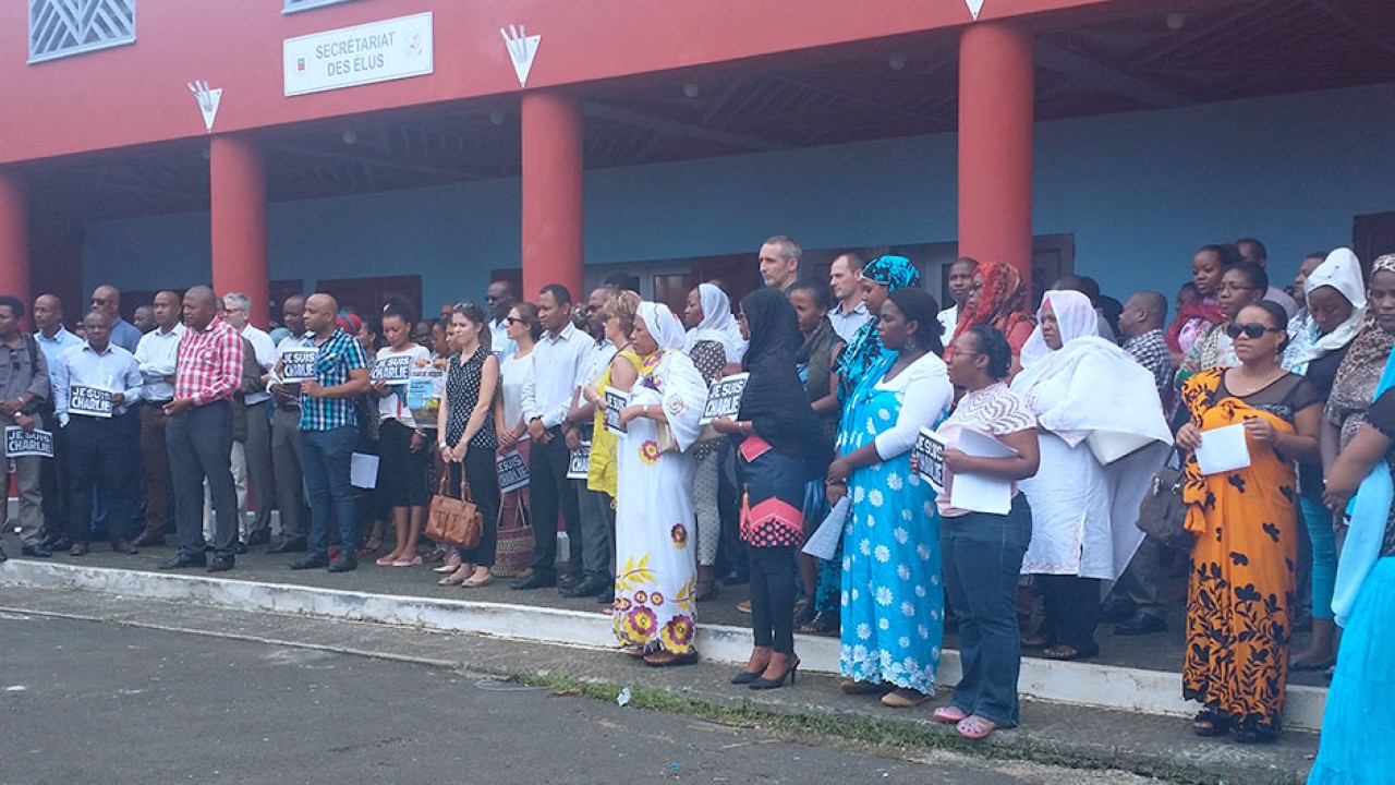 Le Conseil départemental de Mayotte rend hommage aux victimes de Charlie Hebdo